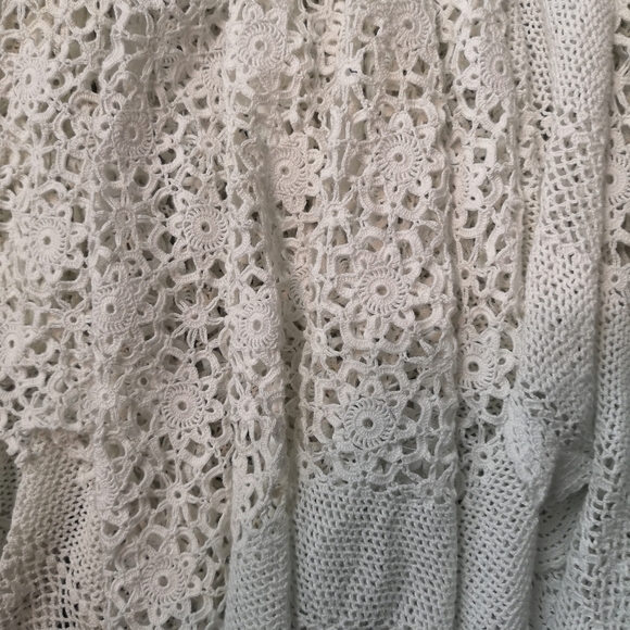 Neo-vintage Eco-lux White upcycled crochet voluminous handkerchief hem skirt - Picture 7 of 9